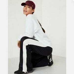 GREEN Old Navy Powersoft Coze Track Pants